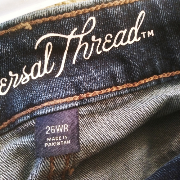 Mid-Rise Bermuda Shorts NWT - Picture 5 of 6